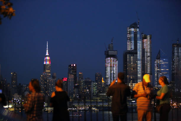 不仅见证了 不仅见证了